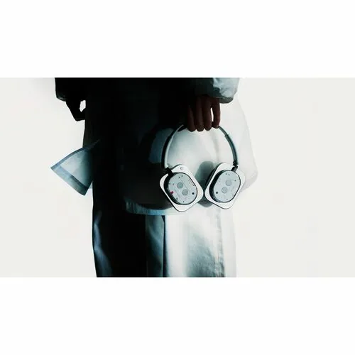 Nothing Headphone (1)